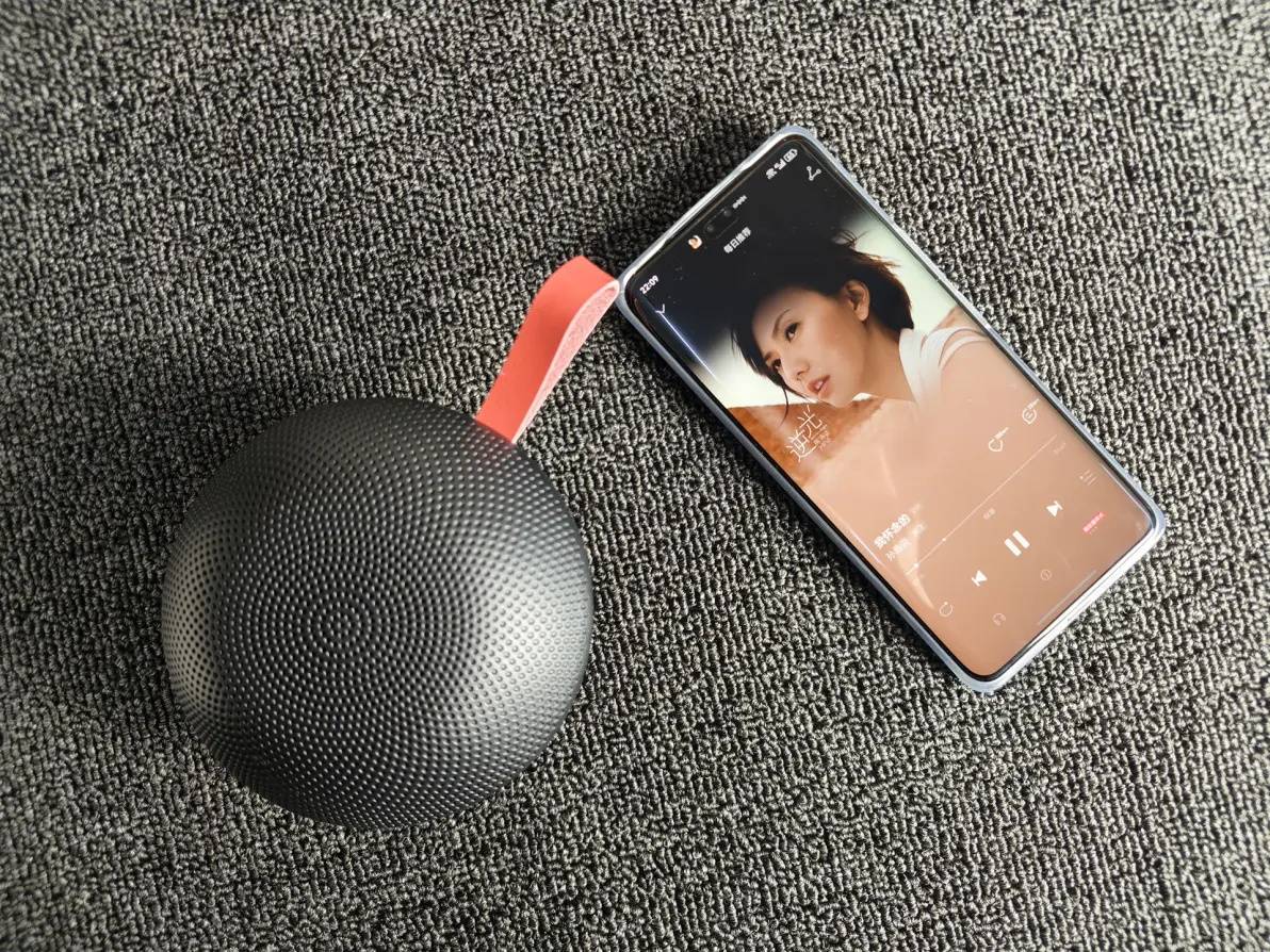 ？西圣、漫步者、索尼三款蓝牙音箱测评较量！j9九游会真人游戏第一索尼蓝牙音箱怎么样(图7)